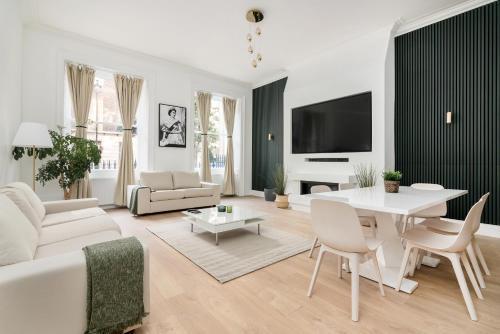 Luxury Majestic Apartment in Marylebone - Tap to explore photos