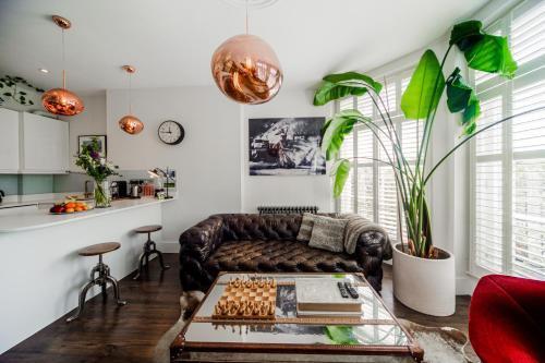 Primrose Boutique Home - Tap to explore photos