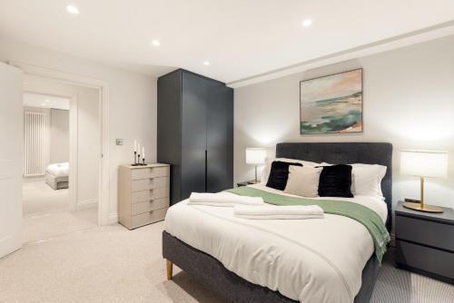 Khayat Homes - Kings Cottage