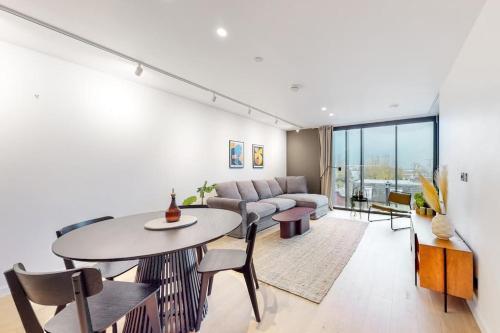 Modern 1 bed flat with balcony in Kensal Green Room Type - One-Bedroom Apartment
