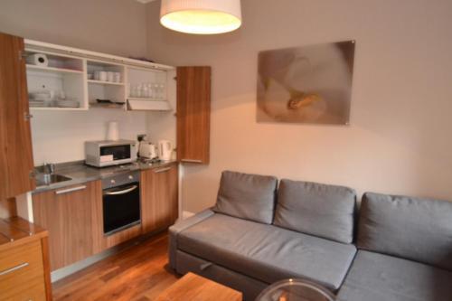 Sloane Square Apartments - Tap to explore photos