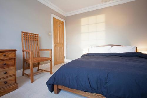 Marylebone Luxury 2-bed Duplex With Terrace - Tap to explore photos