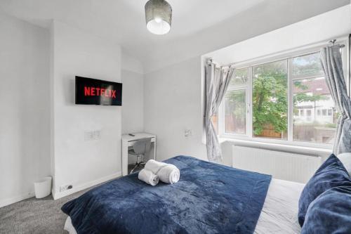 Modern Serviced Accommodation Norbury