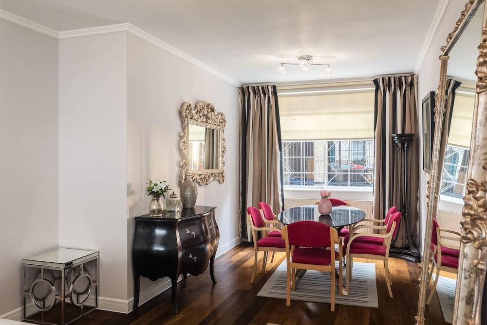 Picktheplace 3-bedroom Portman Square - Tap to explore photos