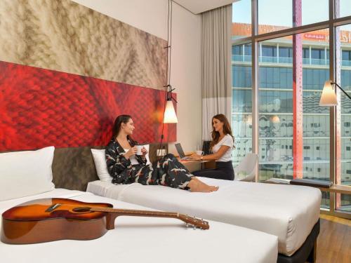 Ibis Doha Room Type - Standard Room with 2 single bed