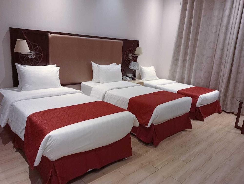 Palm Inn Hotel Doha Room Type - Standard Triple Room, 3 Twin Beds