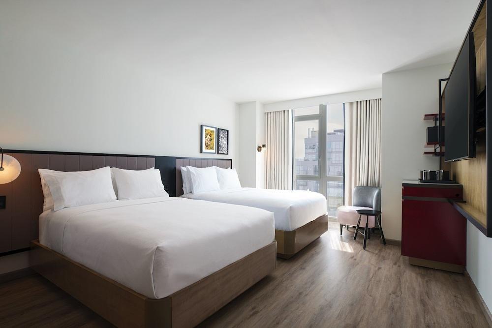 Renaissance New York Flushing Hotel at Tangram Room Type - Room, 2 Double Beds
