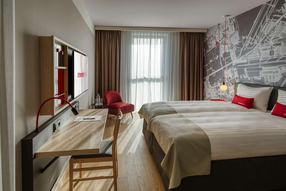 Intercityhotel Amsterdam Schiphol Airport Room Type - Business Twin Room