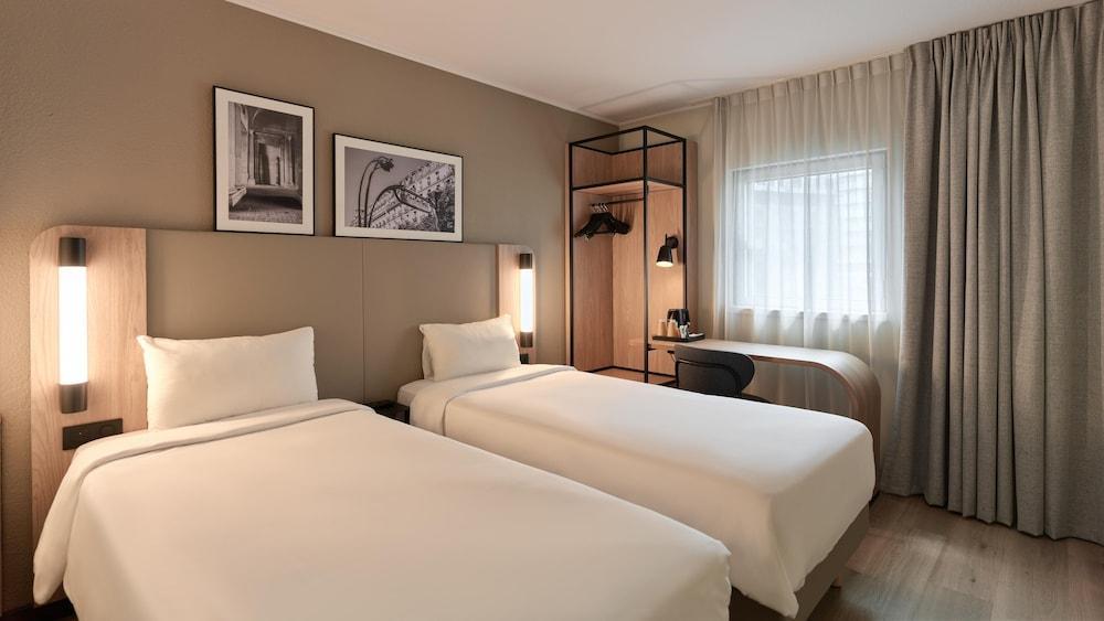 Campanile PRIME - Paris - Porte de Bagnolet Room Type - Standard Room, 2 Twin Beds