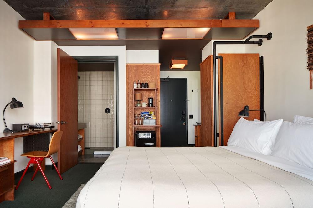 Ace Hotel Brooklyn Room Type - Room (Medium)