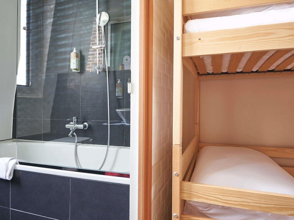 Greet Hotel Boulogne Billancourt Paris - Tap to explore photos