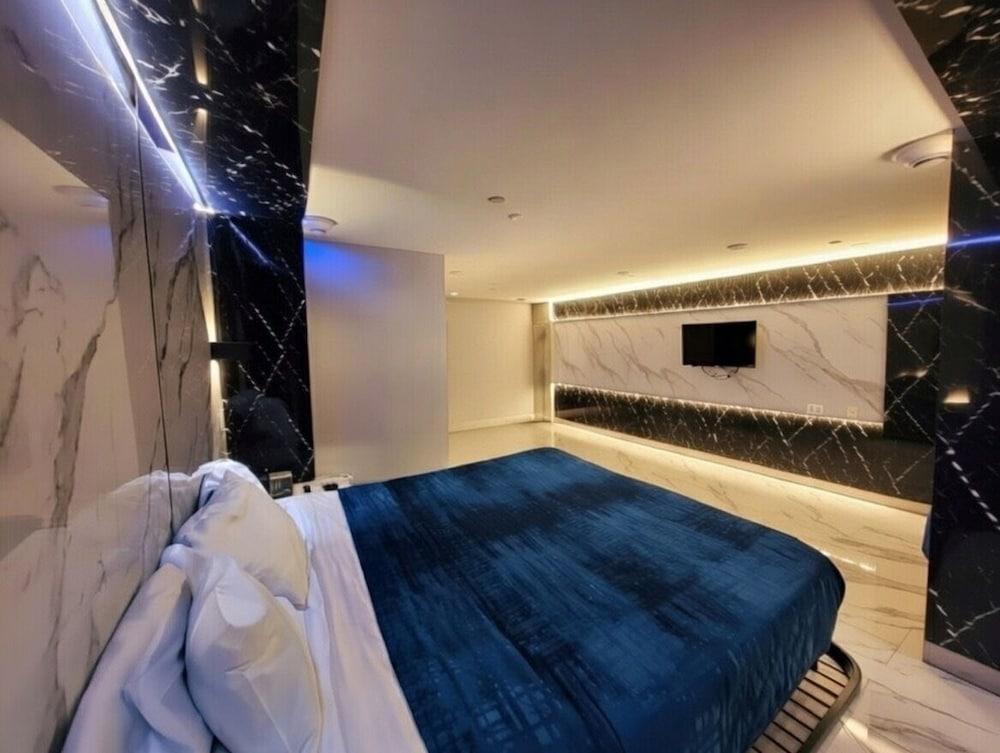 Umbrella Hotel Brooklyn Room Type - Executive King Bed Smoking