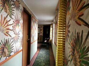 Relais Saint Sulpice Hotel