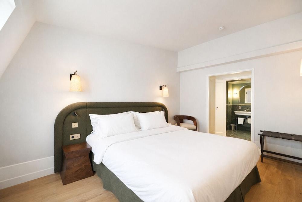 Neuilly Park Hotel Room Type - Deluxe Double Room