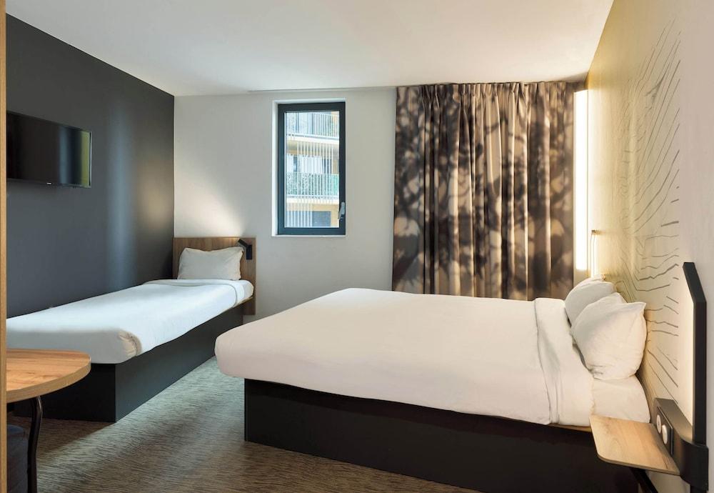 B&B HOTEL Paris Porte de Bagnolet Room Type - Triple Room B&B HOTEL Paris Porte de Bagnolet Room Type - Triple Room
