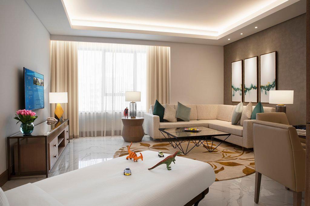 Al Jaddaf Rotana Suite Hotel Room Type - Family Room Sofa Bed - Pool View