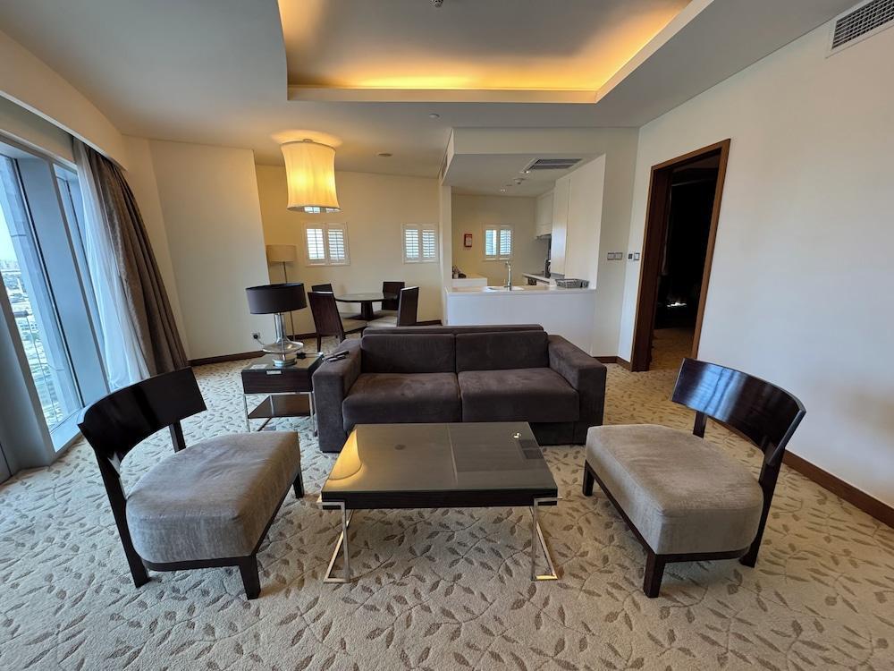 SuperHost EMAAR Residences Apartments - Address Dubai Mall - Tap to explore photos