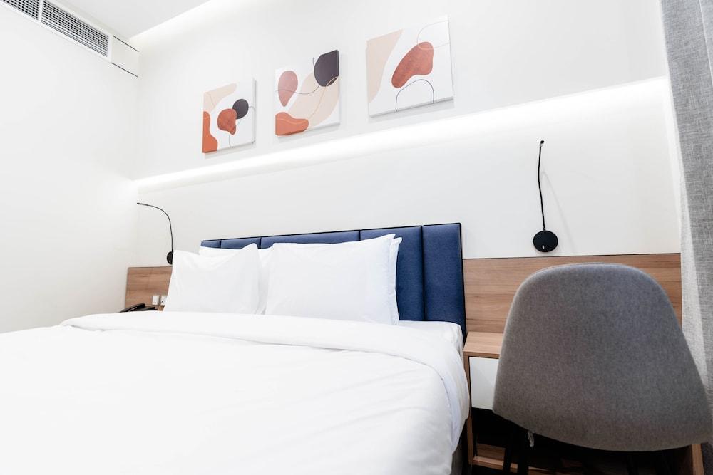 Resivation Hotel - Tap to explore photos