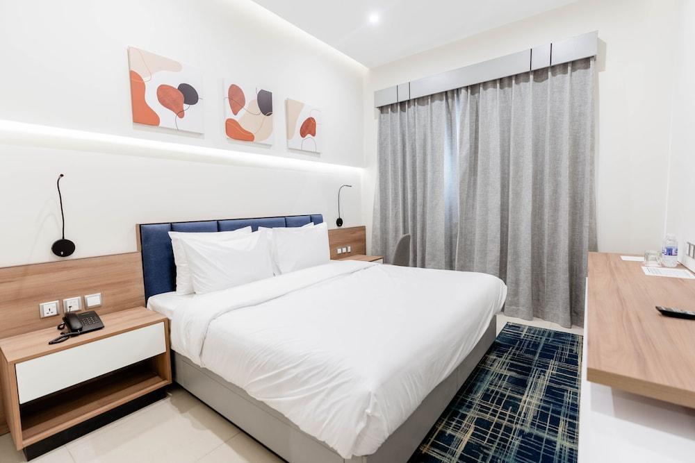 Resivation Hotel Room Type - Superior Double Room
