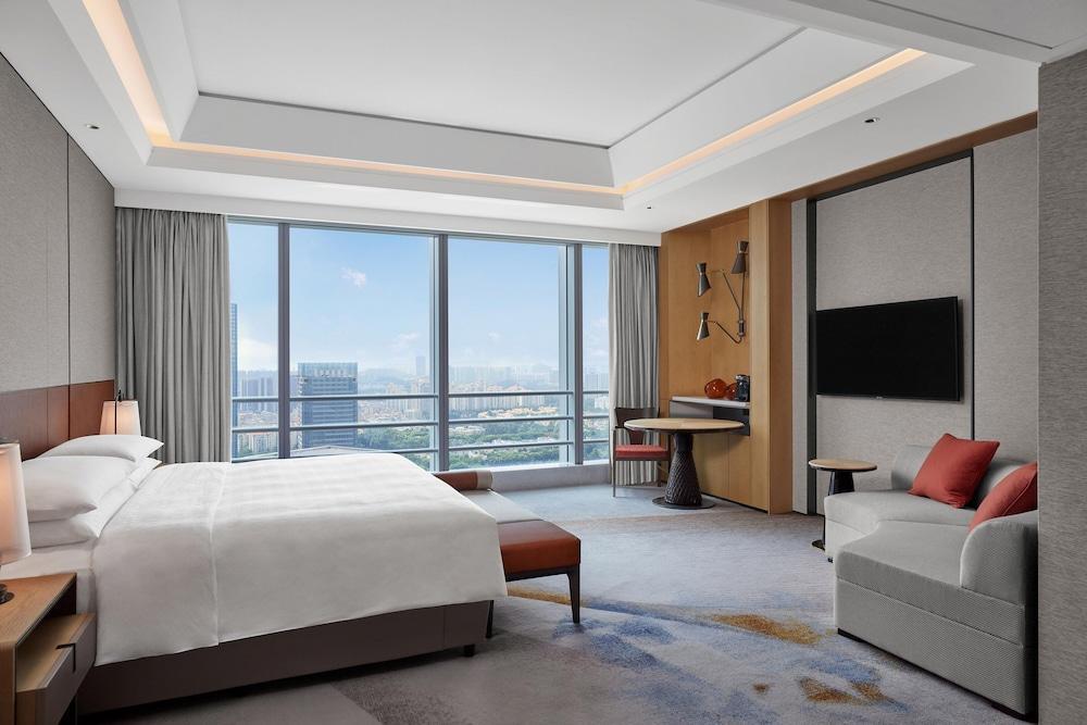 Sheraton Guangzhou Panyu Room Type - Club Room, 1 King Bed