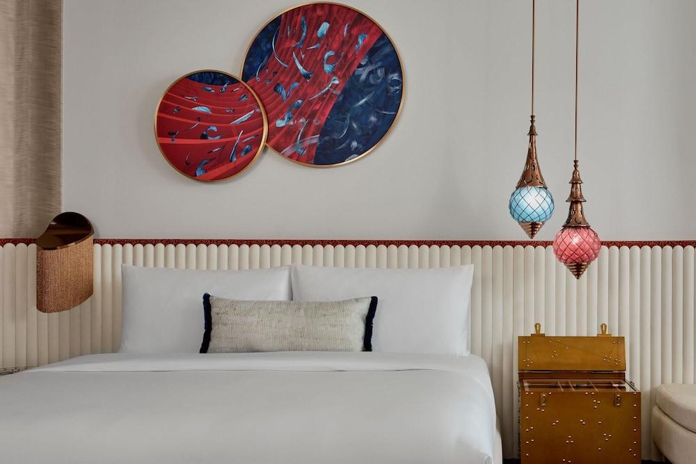 W Dubai  Mina Seyahi by Marriott Room Type - Deluxe Room, 1 King Bed, Balcony, Harbor View
