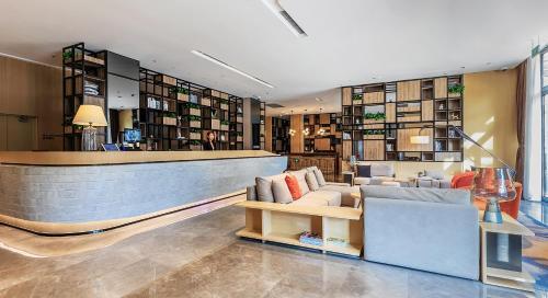 Eature Residences Lingang - Tap to explore photos