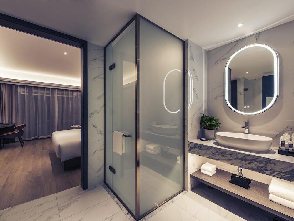 Mercure Shanghai NECC - Tap to explore photos