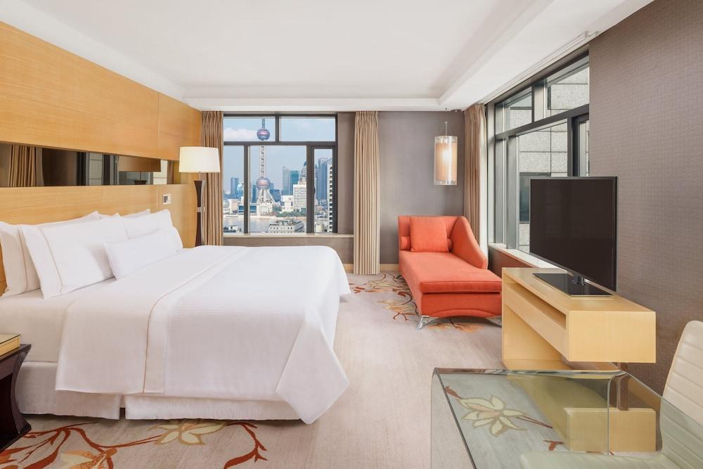 The Westin Bund Center, Shanghai Room Type - Room, 1 King Bed, Tower