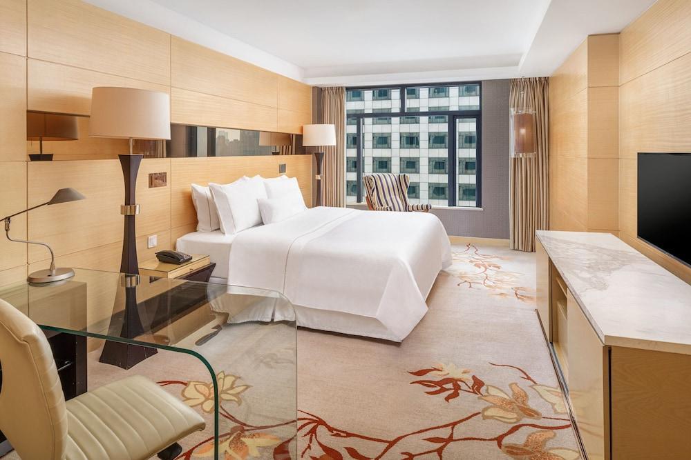 The Westin Bund Center, Shanghai Room Type - Room, 1 King Bed, City View