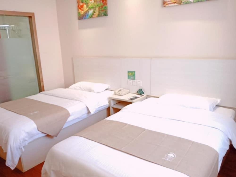 GreenTree Inn Shanghai Songjiang District Sijing Town Sijing Metro Station Express Hotel - Tap to explore photos