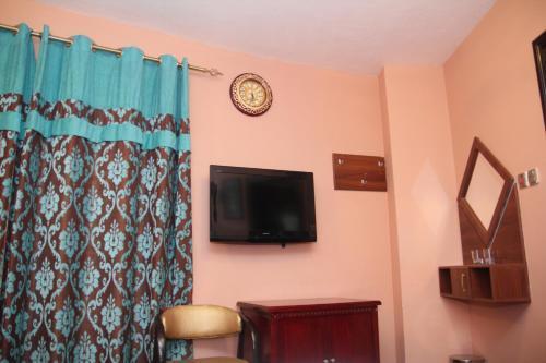 Downtown Hotel Room Type - Deluxe Double Room