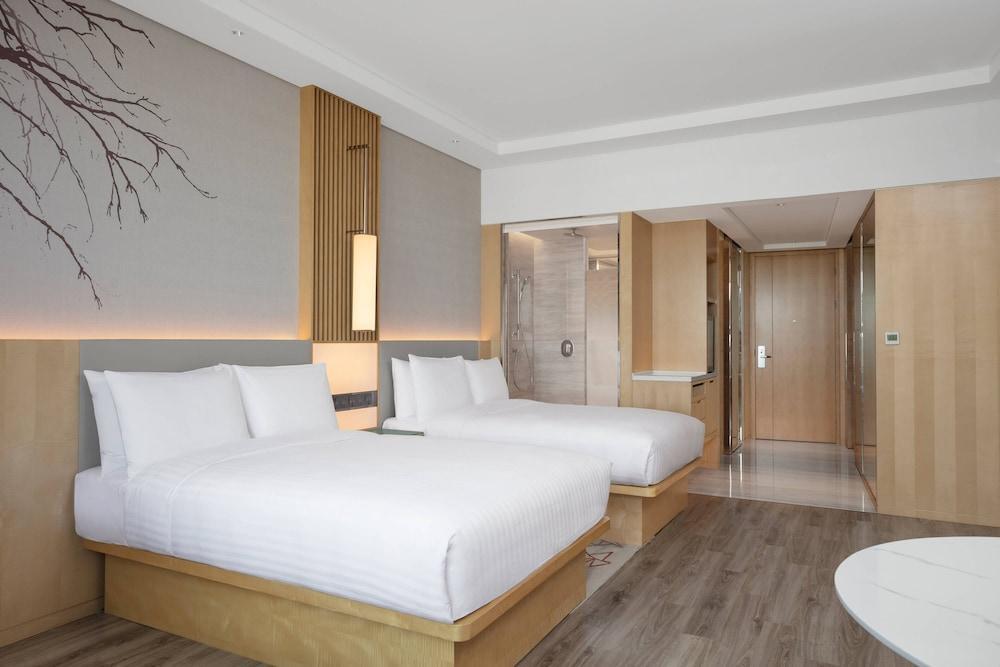 Courtyard by Marriott Shanghai Songjiang Room Type - Executive Room, 2 Double Beds, City View