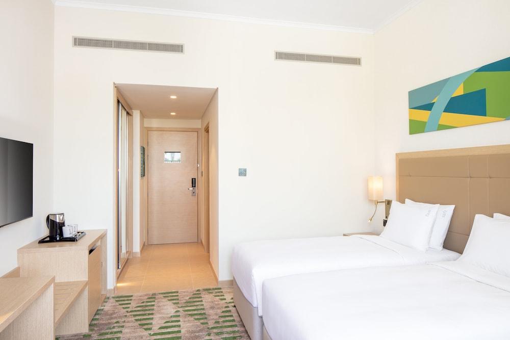 Holiday Inn Hotel & Suites Dubai Science Park by IHG