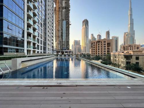 Silkhaus unique 1BDR pad gorgeous view in new tower - Tap to explore photos