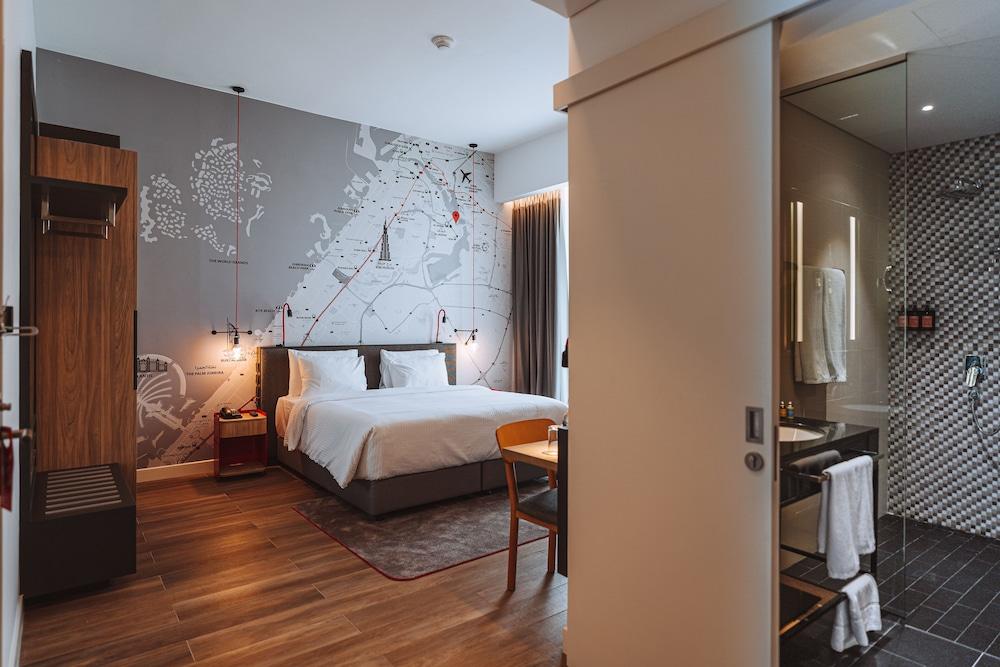INK Hotel Dubai Room Type - Executive Room with canal view