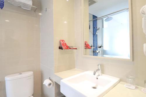Moritz Biz Gandaria - Tap to explore photos