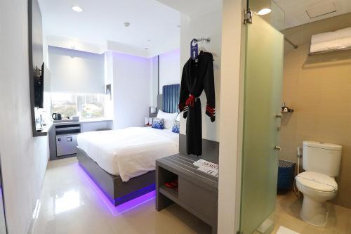 Moritz Biz Gandaria - Tap to explore photos