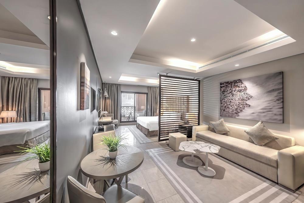 Wyndham Residences The Palm - Tap to explore photos