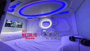 PERA Space Capsule Hotel - Tap to explore photos