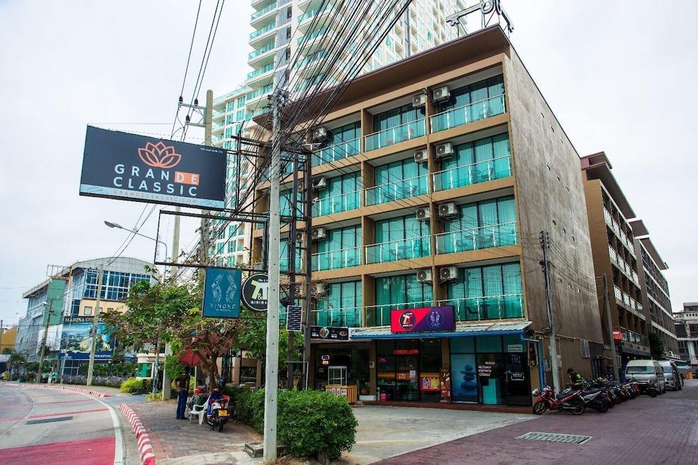 Grande Classic Pattaya - Tap to explore photos