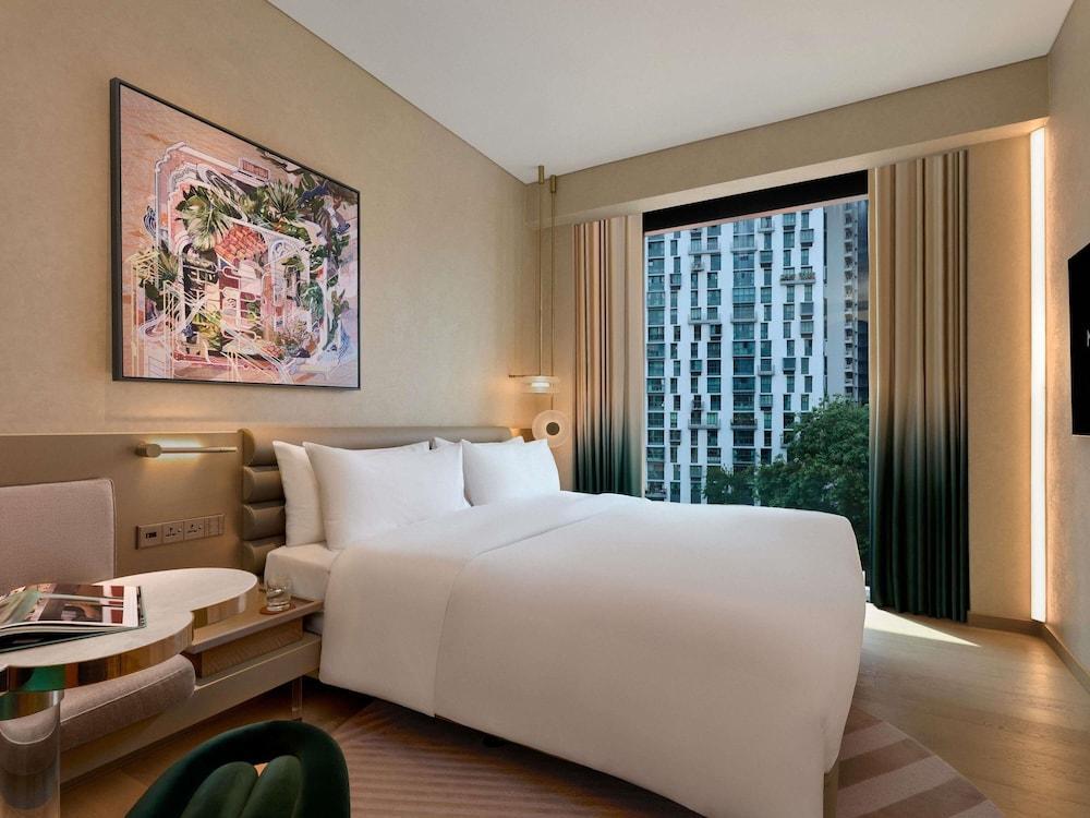 Mondrian Singapore Duxton Room Type - Signature King