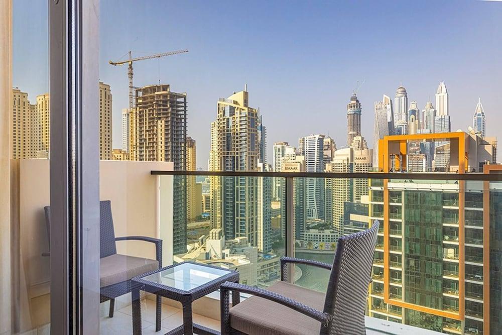 The Address Marina 1br Incl. Hotel Facilities - Tap to explore photos