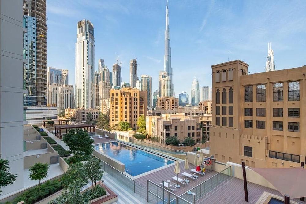 Nasma Luxury Stays - Bellevue - Tower A - Tap to explore photos