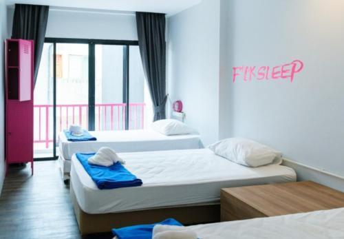 Slumber Party Surf Kata Phuket Room Type - Triple Room