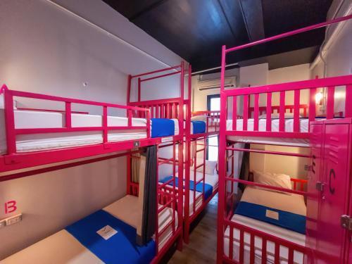 Slumber Party Surf Kata Phuket Room Type - Bed in 10-Bed Mixed Dormitory Room
