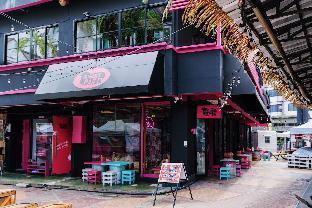 Slumber Party Surf Kata Phuket - Tap to explore photos