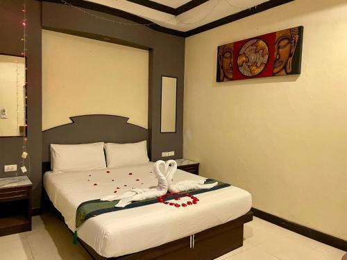Hill View Lodge Room Type - Standard Double Room - No window