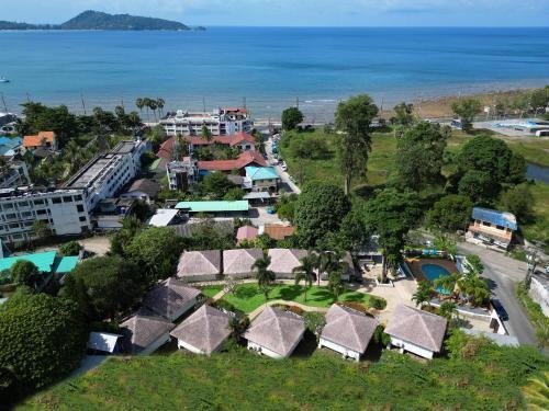 Daydream villa resort - Tap to explore photos