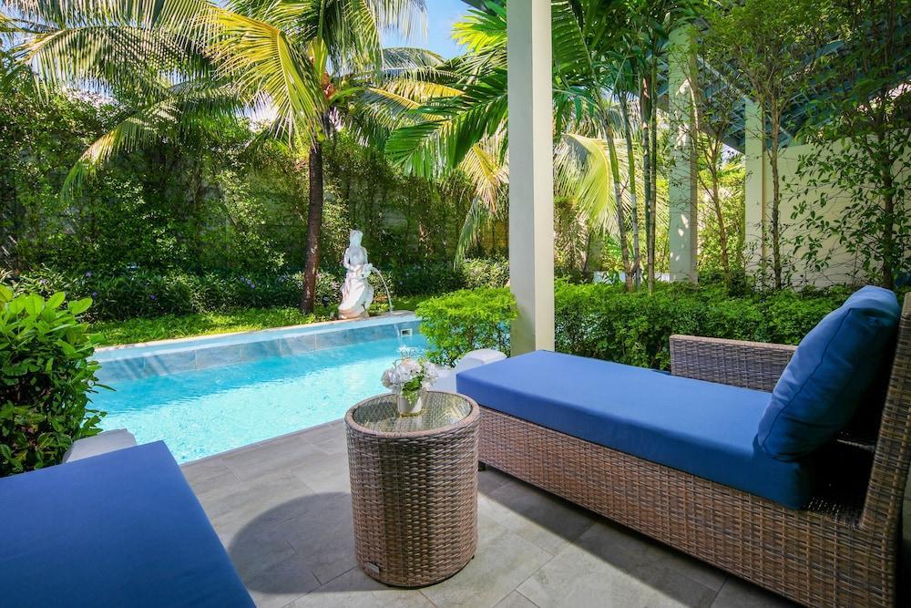 CRAFT Resort & Villas Room Type - Deluxe Room, Pool Access