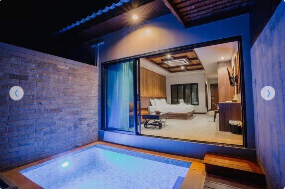 Malabar  Pool Villa Phuket Room Type - deluxe villa double bed with private pool